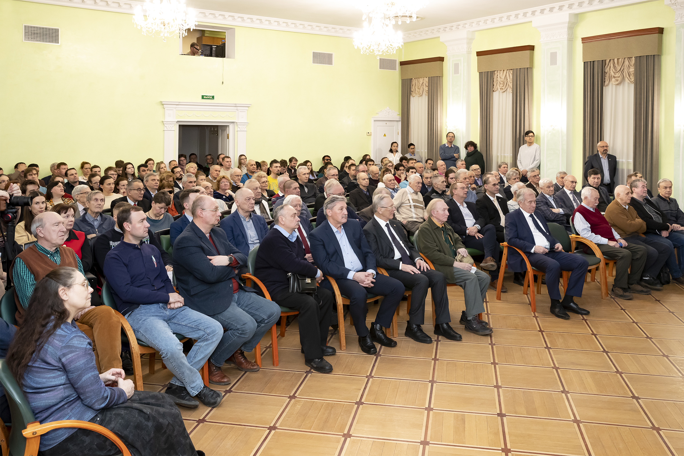 On Friday, 15 March, a ceremonial seminar dedicated to the 40th anniversary of the commissioning of the IBR-2 reactor was held at the JINR Scientists’ Club