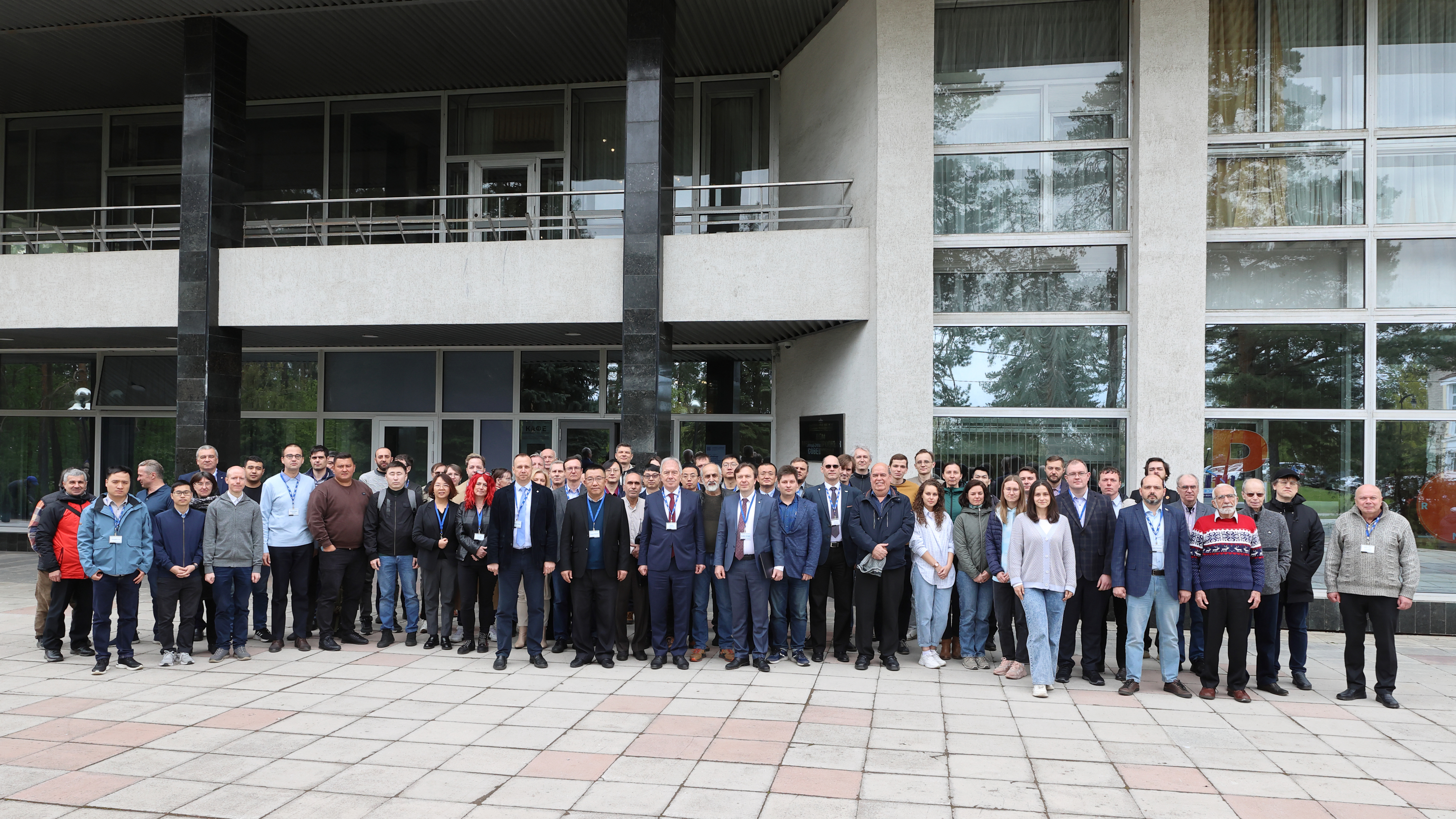 First JINR-China workshop on neutron scattering technology finishes in Dubna