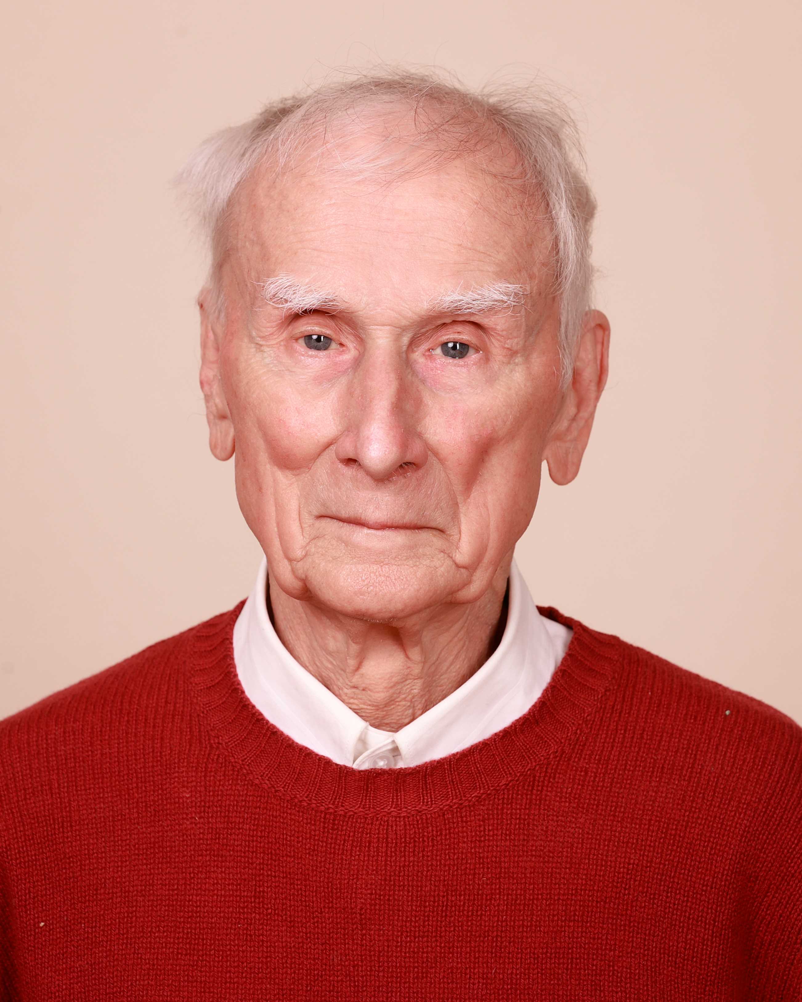 On 21 March, a leading researcher, Doctor of Physical and Mathematical Sciences Eduard Sharapov turns 90 years old!